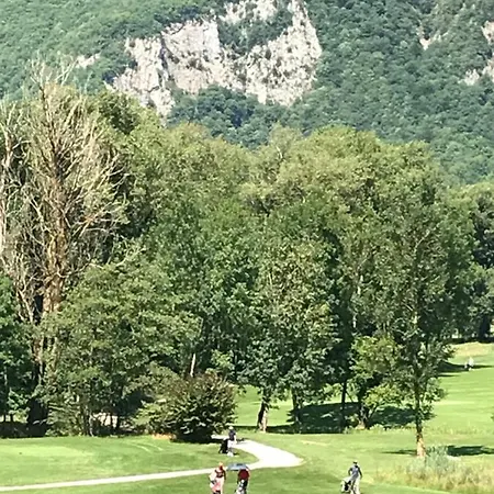 Petit Cocon Entre Lac, Golf Et Montagne, Proche D'annecy Apartment Giez