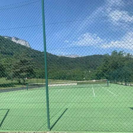 Petit Cocon Entre Lac, Golf Et Montagne, Proche D'annecy *