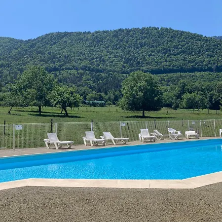 Petit Cocon Entre Lac, Golf Et Montagne, Proche D'annecy * Giez