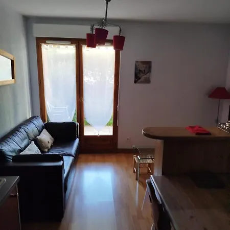 Apartment Petit Cocon Entre Lac, Golf Et Montagne, Proche D'annecy *